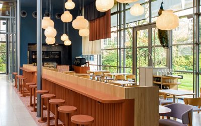 Helder interieur met historische gelaagdheid