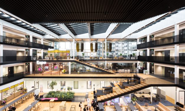 Hogeschool Inholland Amsterdam: een school als een bergdorp