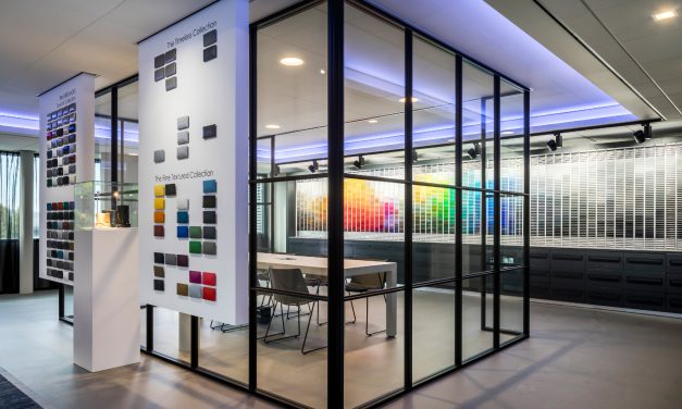 EGO-glaswanden in het experiencecenter van Eurolacke