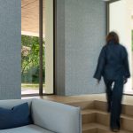 Duurzame, non-vinyl wandbekleding voor welzijn