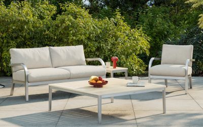 Navy Lounge tafels van Emeco