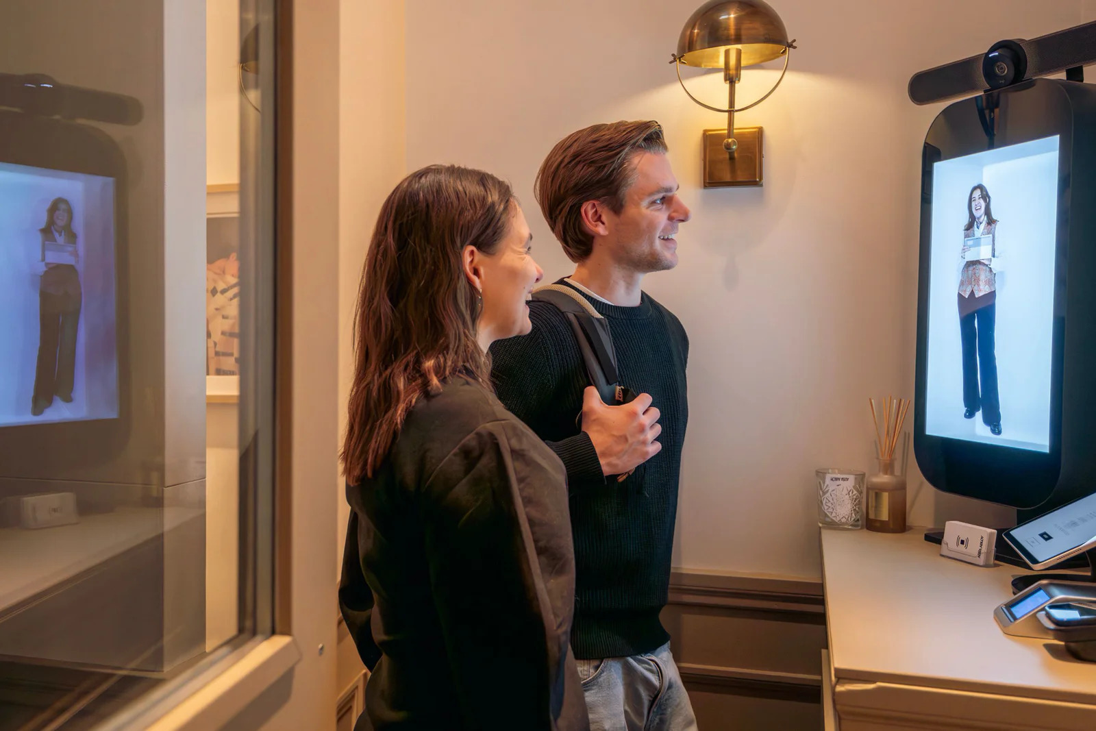 hologram-yaya-works-2 iha 2026